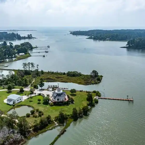 UNIQUE WATERFRONT ESTATE ON HORN HARBOR