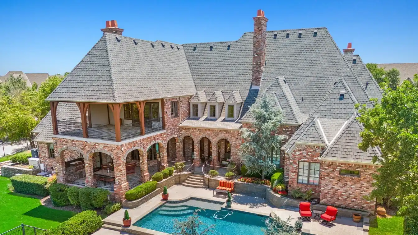 Exquisite Estate in Timarrons Chadwick Crossing