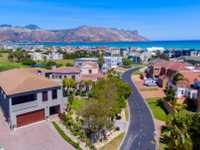 EXPANSIVE CHARACTER HOME