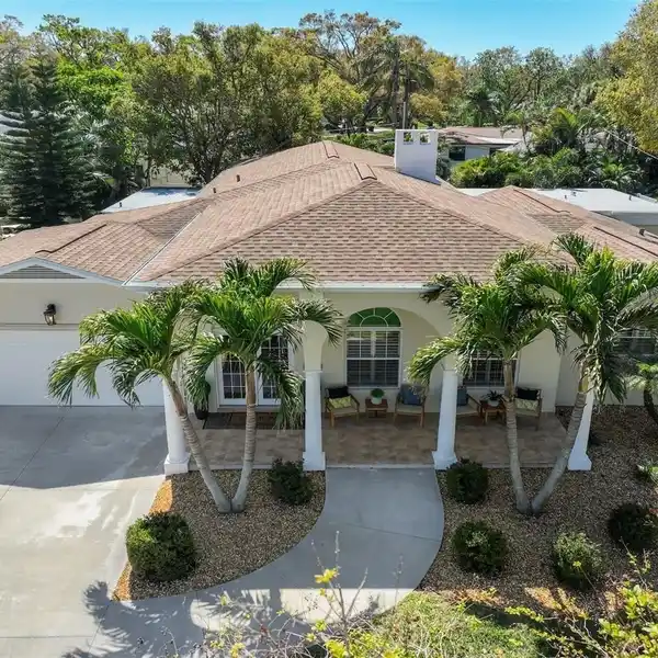 BEAUTIFULLY MAINTAINED HOME IN A SERENE SETTING
