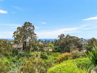Beautifully Maintained Home in Shorecliffs Terrace