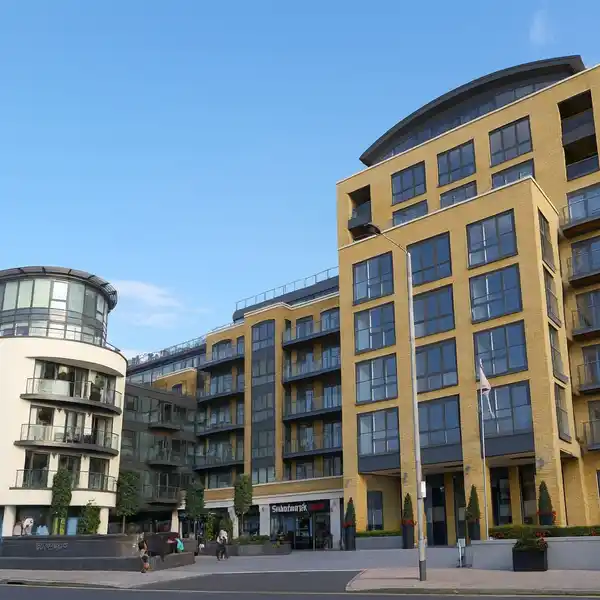 STUNNING APARTMENT WITH HIGH QUALITY FINISHES