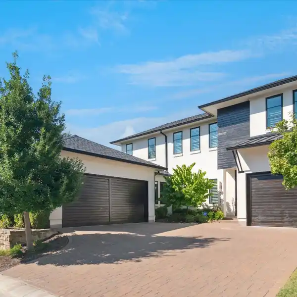 MODERN LIVING IN A GATED COMMUNITY