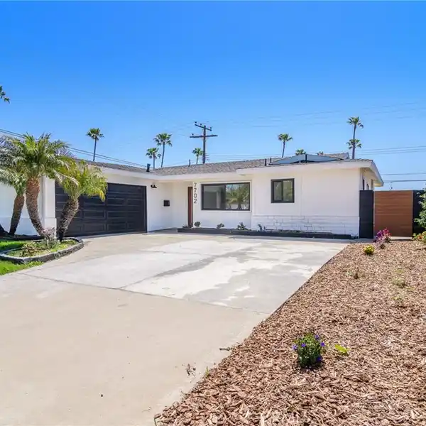 REIMAGINED ESTATE OFFERING REFINED ELEGANCE
