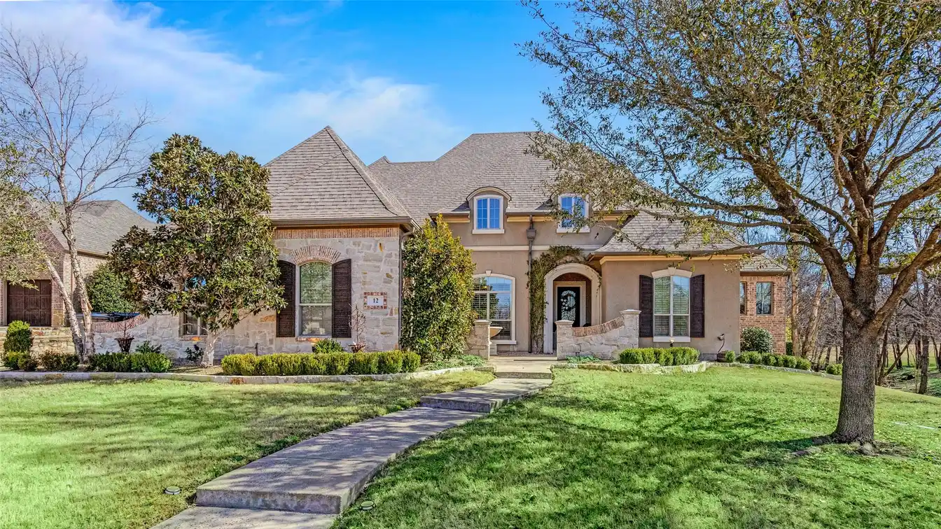 One-story Home on a Prime Golf Course Lot in Buffalo Creek Country Club