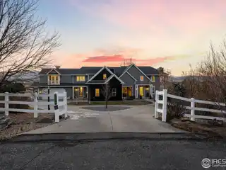 Modern Sophistication with Tranquil Country Living