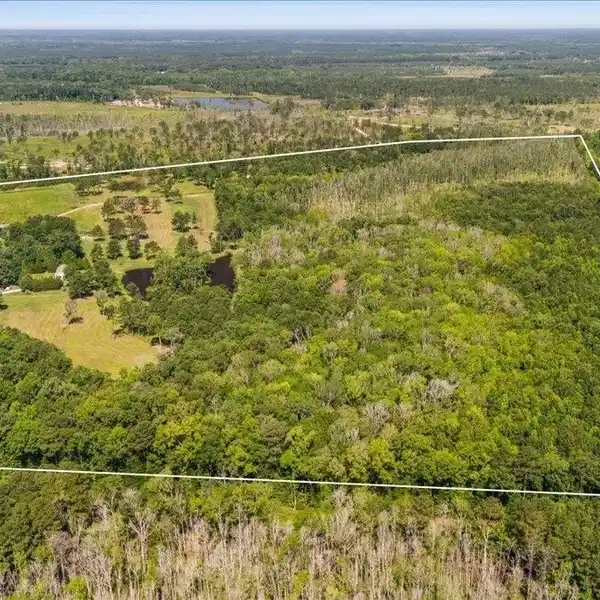 ENDLESS OPTIONS ON OVER 100 ACRES