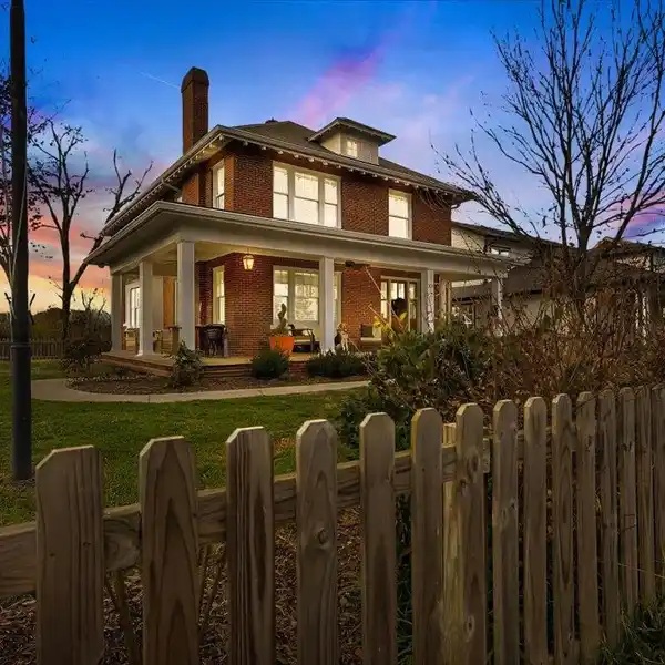 HISTORIC CRAFTSMANSHIP MEETS MODERN RENOVATION ELEGANCE