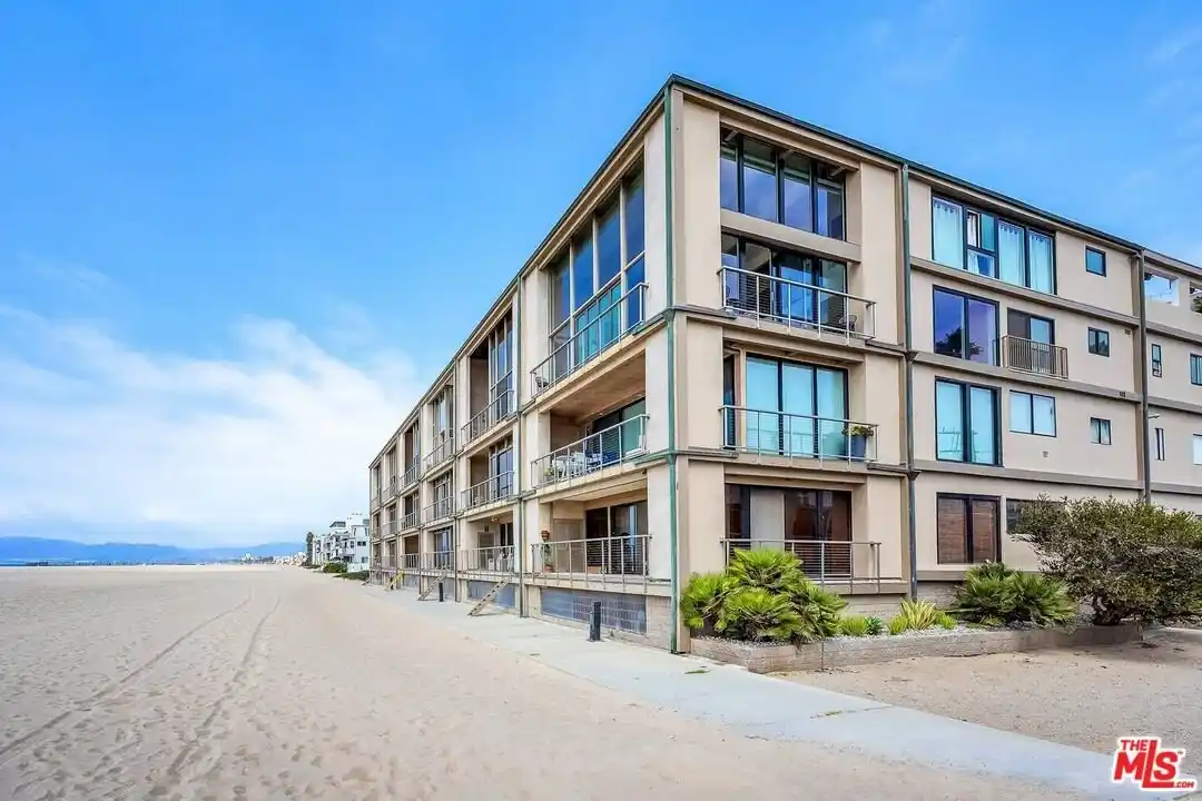 Commanding Views from a Prime Beachfront Building