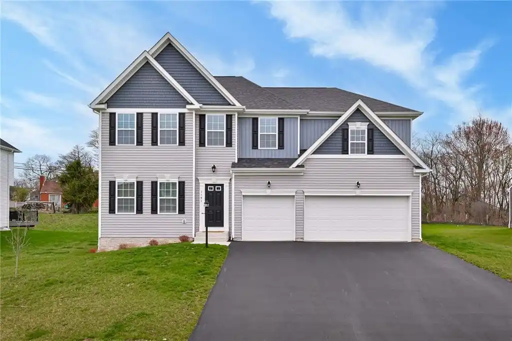 Beautiful Recently-built Home