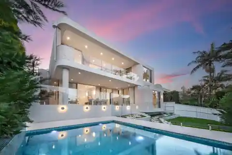 Sculptural Waterfront Masterpiece of Timeless Elegance