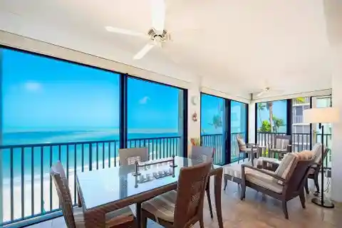 Beachfront End Unit with Sweeping Gulf Views