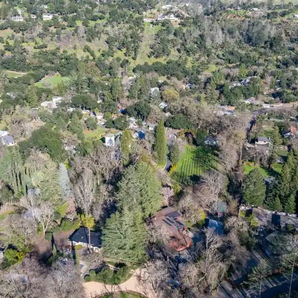 SERENE 1.8-ACRE PROPERTY