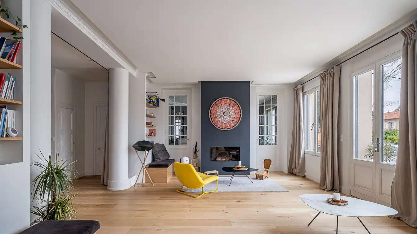Art Deco Charm with Comfortable High-end Renovations