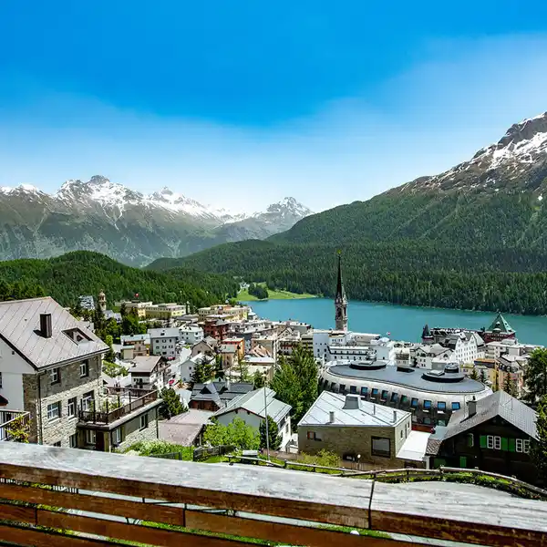 ST. MORITZ: CHESA SYLVESTRIS (SECOND HOME): DREAM HOME WITH LAKE VIEW