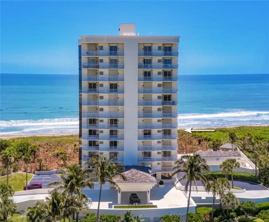Lovely Penthouse Condo