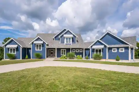 Stunning 130-Acre Modern Farmhouse Estate