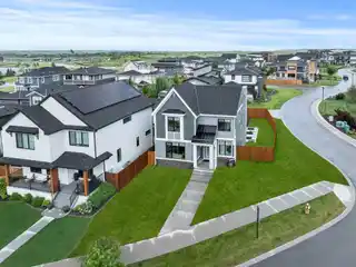 Inviting Luxury Home in a Peaceful Location