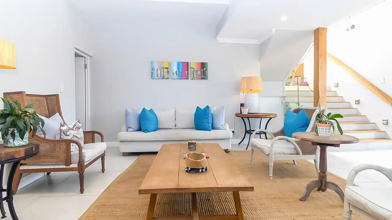 A Coastal Masterpiece of Style and Serenity