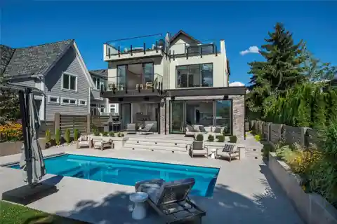 Spectacular and Thoughtful Modern Design