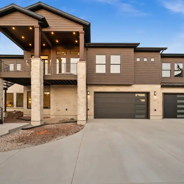 THOUGHTFULLY CRAFTED NEW CONSTRUCTION RESIDENCE