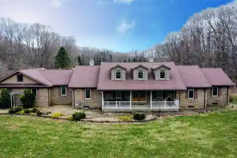 Country Estate of over Ten Acres
