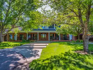 Refined Country Living