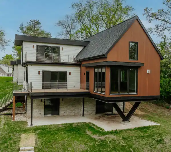 MASTERFUL RESIDENCE AT OKAUCHEE LAKE