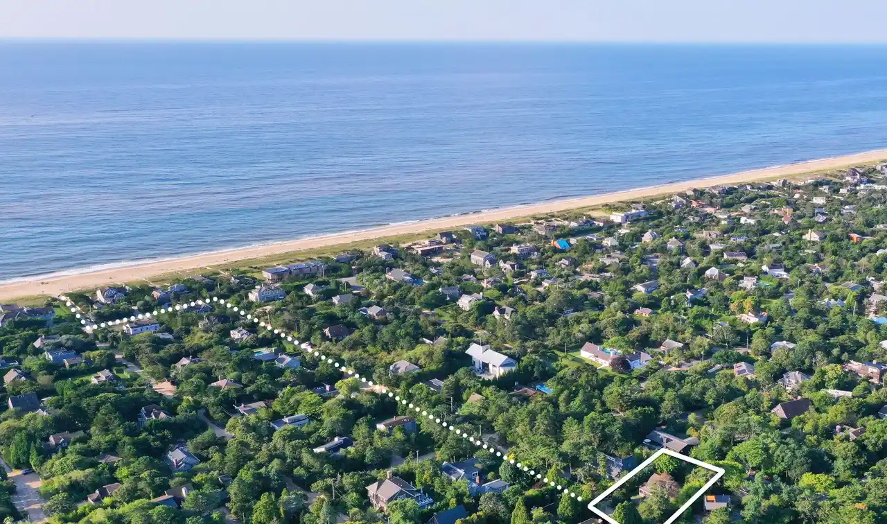 Classic Amagansett Beach House