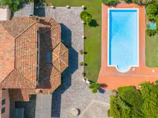 Gorgeous Five Bedroom Villa with Pool