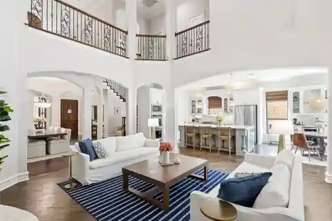 Updated Luxury Residence in Villages of Stonelake Estates