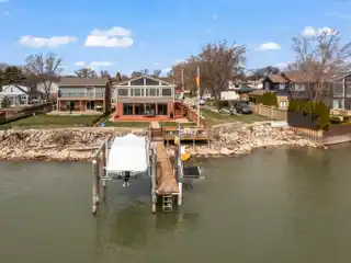 Spectacular Lakefront Home