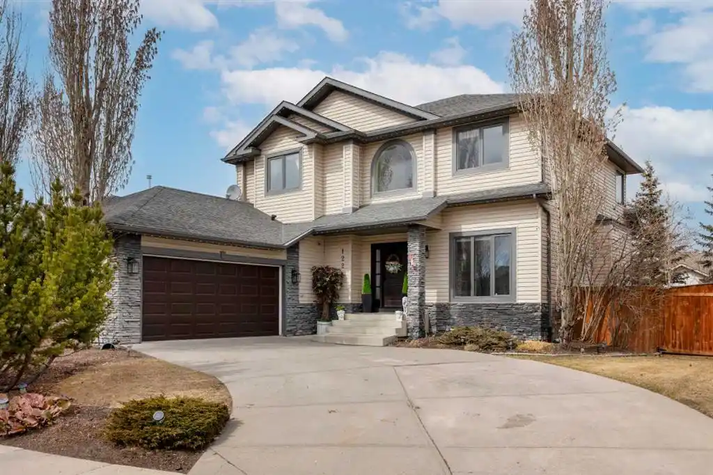 Exceptional Home in a Sought-after Community