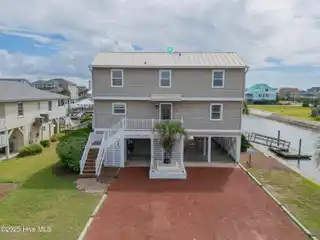 Rare Deep-Water Canal Home