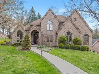 Stately All-brick Home on a Peaceful Cul-de-sac