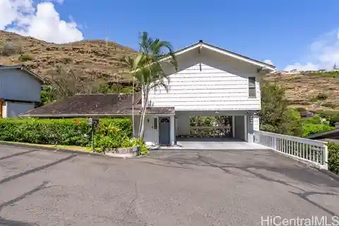 Incredible Location in Kalani Iki Estates