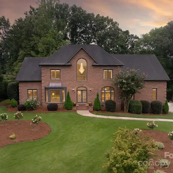 IMPECCABLY RENOVATED ESTATE