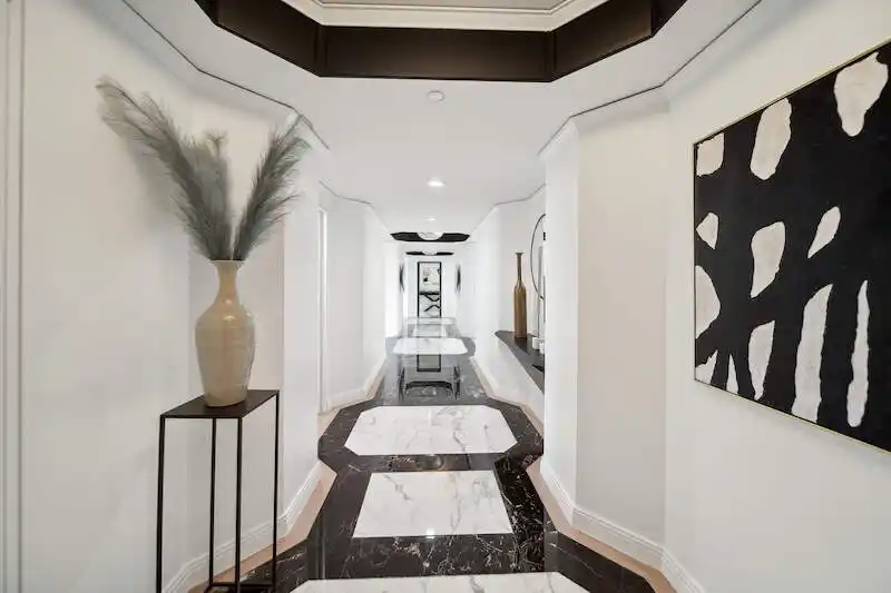 A Luxurious Oasis in Chicago