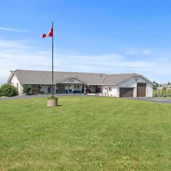 EXQUISITE COUNTRY LIVING PROPERTY