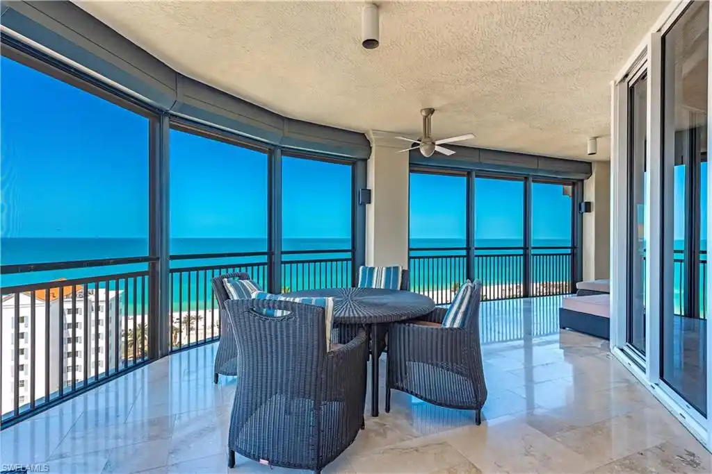 Exceptional Residence in an Exclusive Enclave