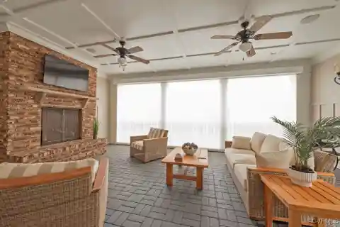 Luxury Townhome with High-End Finishes in Greengate