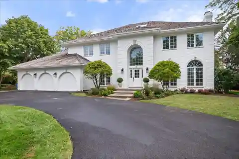 Beautifully Renovated High Ridge Estate