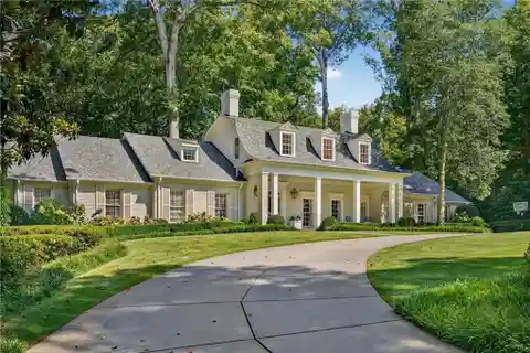 Stunning Renovation in Coveted Kingswood