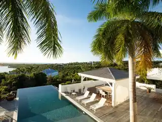 Luxurious Six Bedroom Estate with Magnificent Views