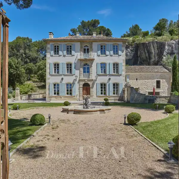 LAVISH PROPERTY