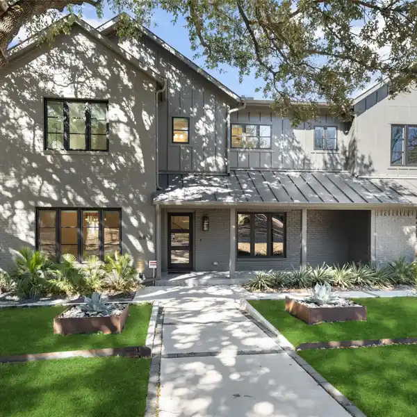 REMODELED RESIDENCE IN A PRIME LAKEWOOD LOCATION