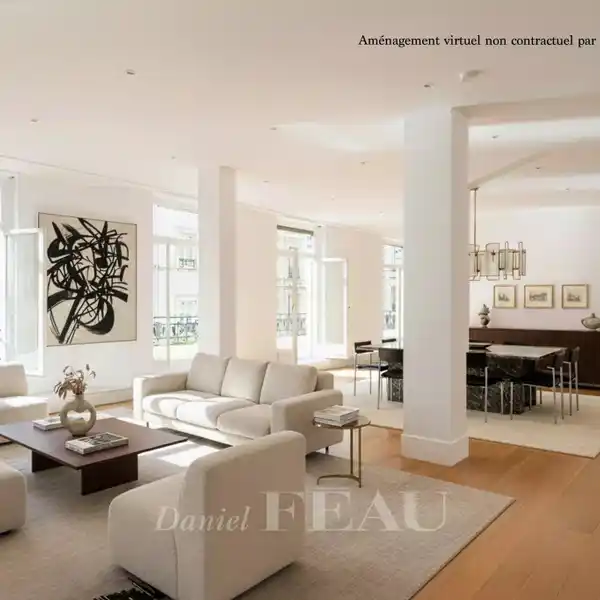 SECOND FLOOR APARTMENT IN A LEGENDARY BUILDING