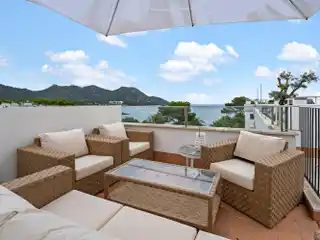 Penthouse Apartment with Huge Roof Terrace