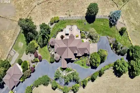 Deer Creek Estate