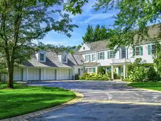 Coastal Colonial Estate on Premier Woodley Road